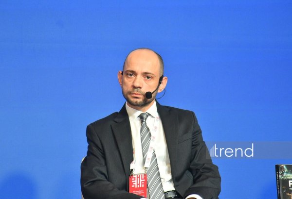 Covering crises requires professional and psychological preparation from journalists, Yusuf Ozhan says