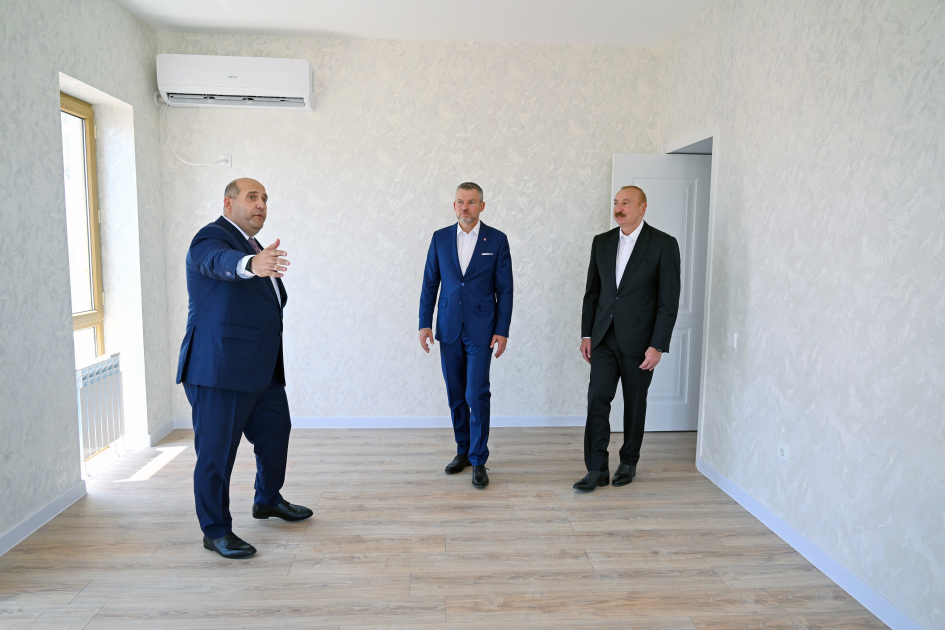 President Ilham Aliyev, President of Slovakia review construction progress in Bash Garvand village of Aghdam district (PHOTO)
