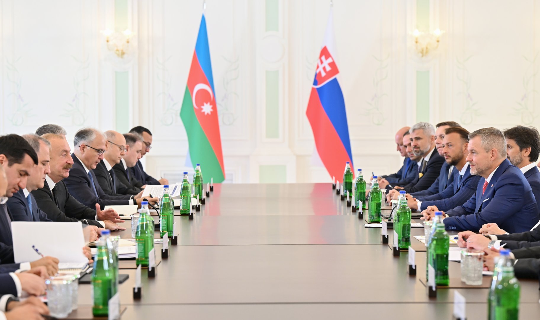 President Ilham Aliyev holds expanded meeting with President of Slovakia in Shusha (PHOTO)