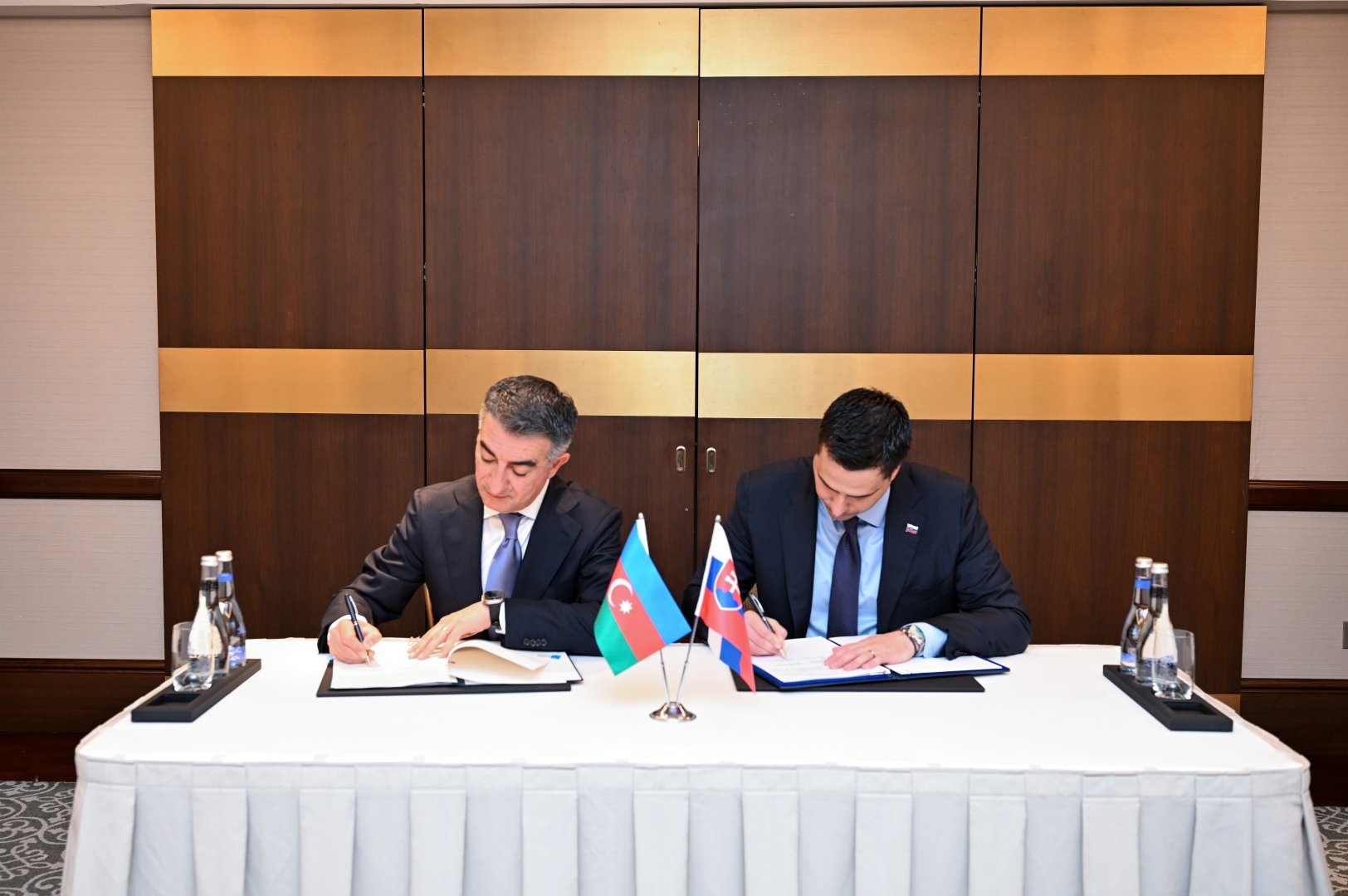 Azerbaijan, Slovakia strengthen quality infrastructure co-op with new MoU (PHOTO)