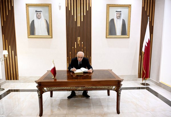 Azerbaijan's PM signs condolence book at Qatar Embassy in Baku (PHOTO)