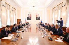 Azerbaijan PM, Slovak President discuss expanding strategic partnership (PHOTO)