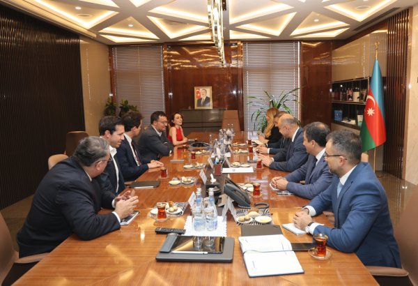 ASCO, World Bank discuss vessel support for Caspian wind energy (PHOTO)