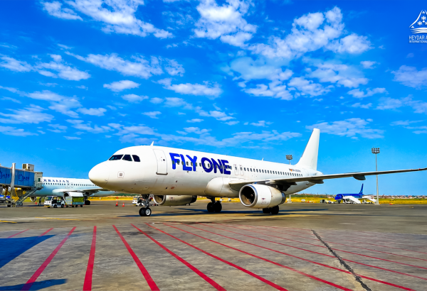 FLYONE launches scheduled flights to Chisinau (PHOTO)