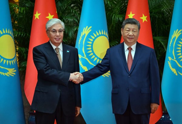 President Tokayev, Xi Jinping hold high-level talks in Shanghai