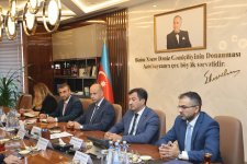 ASCO, World Bank discuss vessel support for Caspian wind energy (PHOTO)