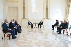 President Ilham Aliyev receives Prime Minister of Palestine (PHOTO)