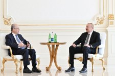 President Ilham Aliyev receives Prime Minister of Palestine (PHOTO)