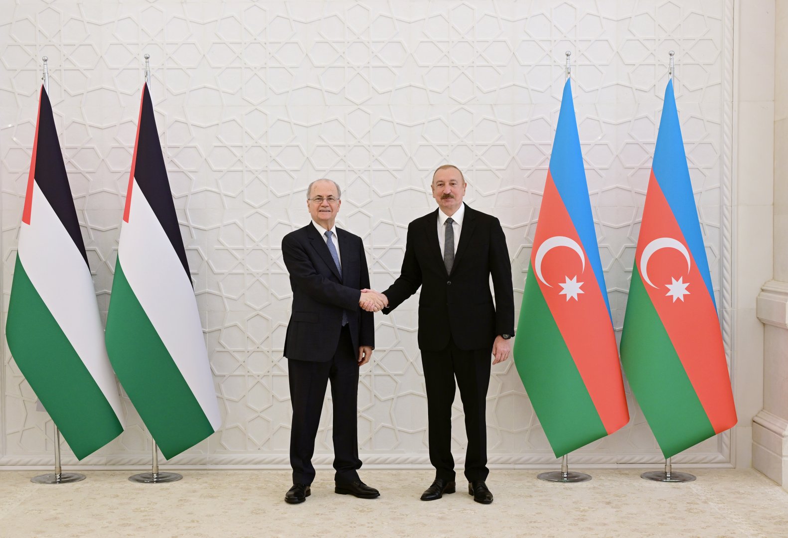 President Ilham Aliyev receives Prime Minister of Palestine (PHOTO)