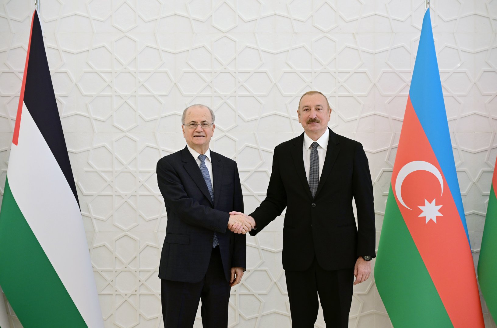 President Ilham Aliyev receives Prime Minister of Palestine (PHOTO)