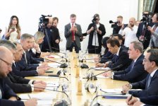 Azerbaijan, Russia discuss transport, trade cooperation (PHOTO)