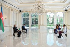 President Ilham Aliyev receives credentials of incoming Cambodian ambassador (PHOTO/VIDEO)