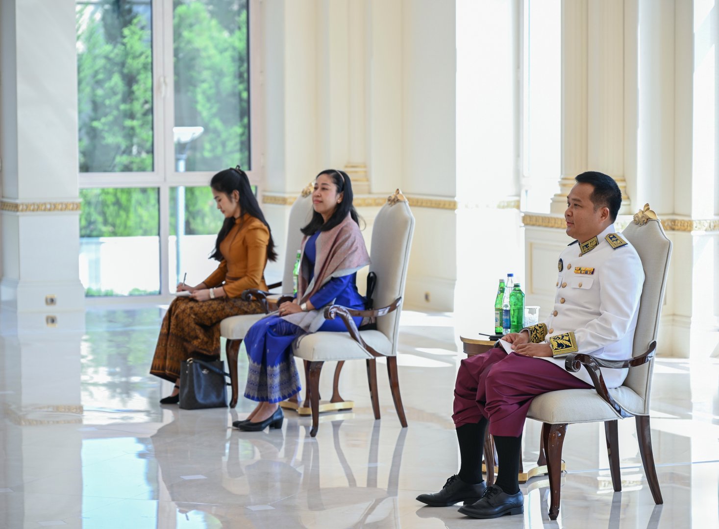 President Ilham Aliyev receives credentials of incoming Cambodian ambassador (PHOTO/VIDEO)