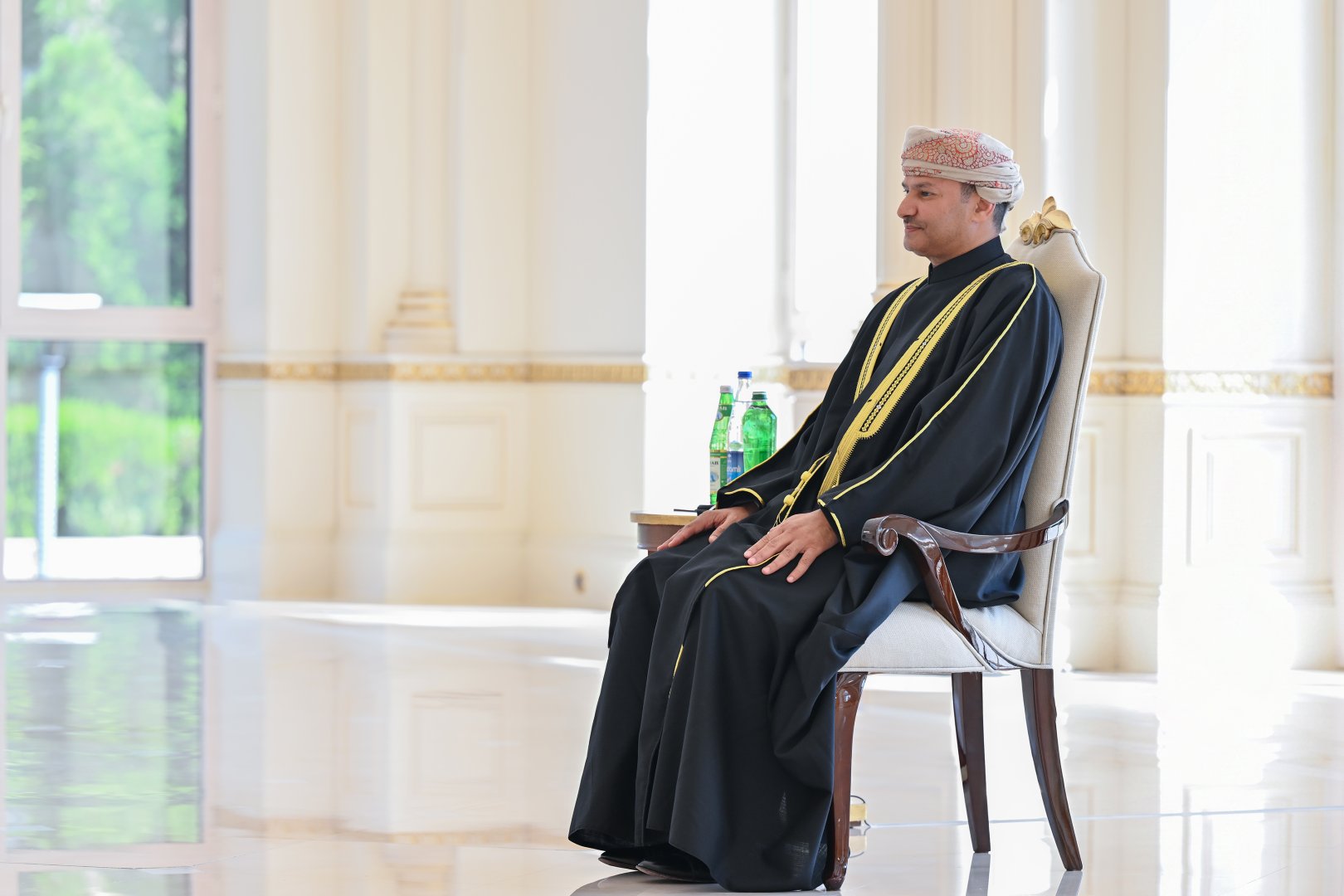President Ilham Aliyev accepts credentials of Oman's newly appointed ambassador (PHOTO)