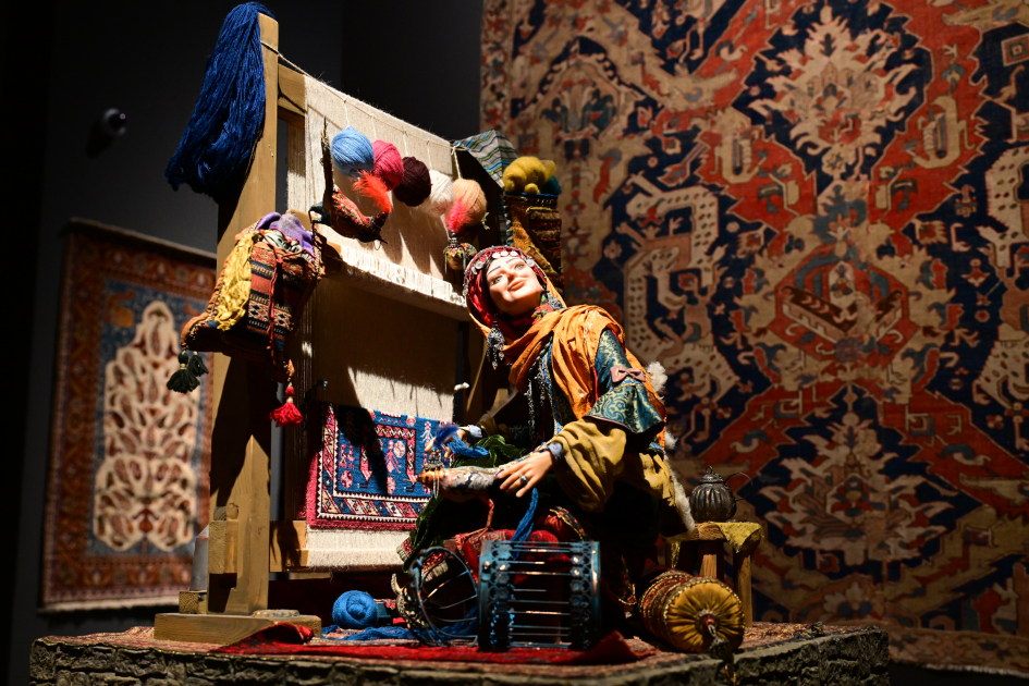 Leyla Aliyeva attends presentation of "Azerbaijani Carpets - From Tradition to Contemporary Art" exhibition in Budapest (PHOTO)