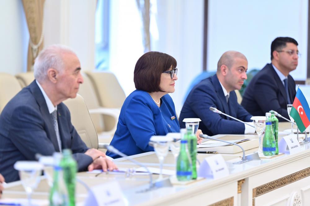 Azerbaijan parliament speaker meets Uzbekistan's prosecutor general (PHOTO)