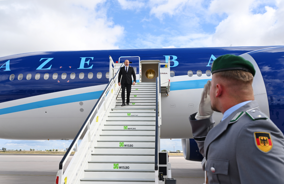 President Ilham Aliyev arrives in Germany for official visit (PHOTO/VIDEO)