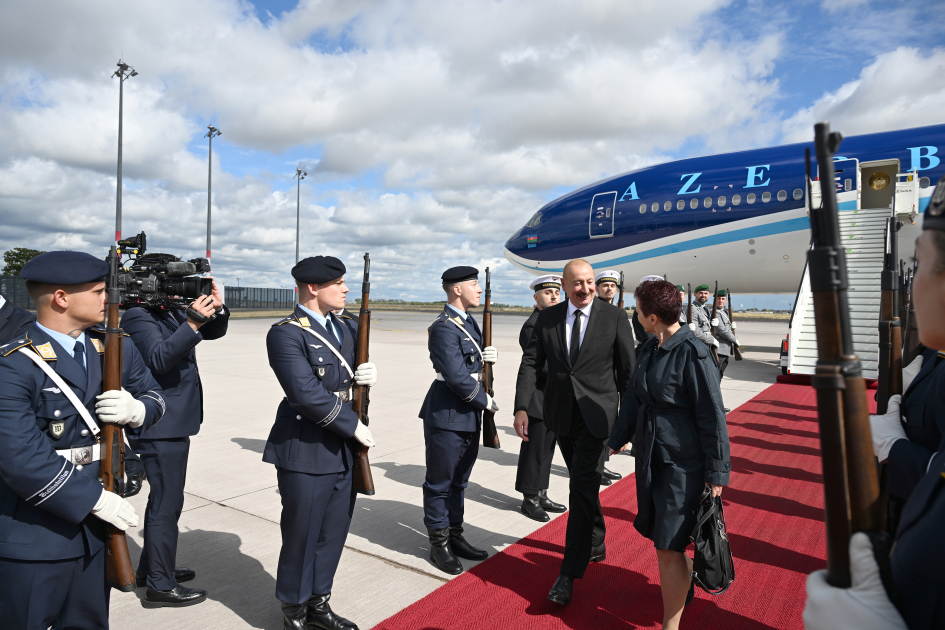 President Ilham Aliyev arrives in Germany for official visit (PHOTO/VIDEO)
