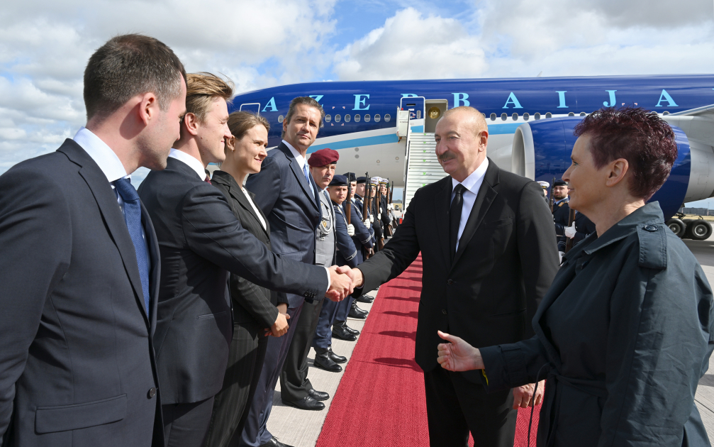 President Ilham Aliyev arrives in Germany for official visit (PHOTO/VIDEO)