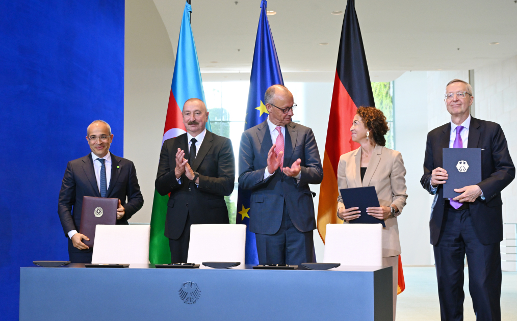Azerbaijan-Germany documents signed in Berlin (PHOTO)