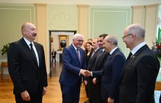 President Ilham Aliyev and German President Frank-Walter Steinmeier hold expanded meeting (PHOTO)