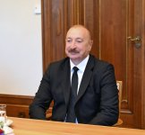 President Ilham Aliyev and German President Frank-Walter Steinmeier hold expanded meeting (PHOTO)