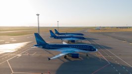 Azerbaijan Airlines adds fourth aircraft to its fleet this year (PHOTO)
