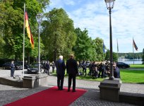 President Ilham Aliyev and President of Germany hold one-on-one meeting (PHOTO/VIDEO)
