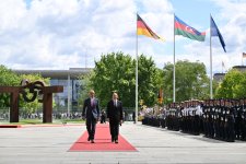 Berlin hosts official welcome ceremony for President Ilham Aliyev (PHOTO/VIDEO)