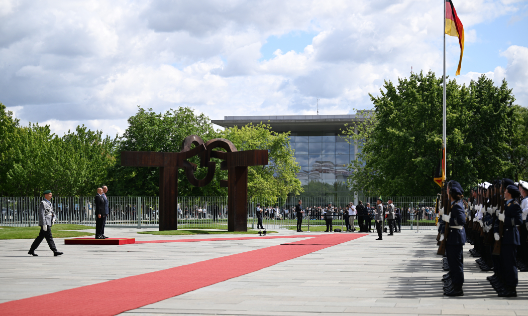 Berlin hosts official welcome ceremony for President Ilham Aliyev (PHOTO/VIDEO)