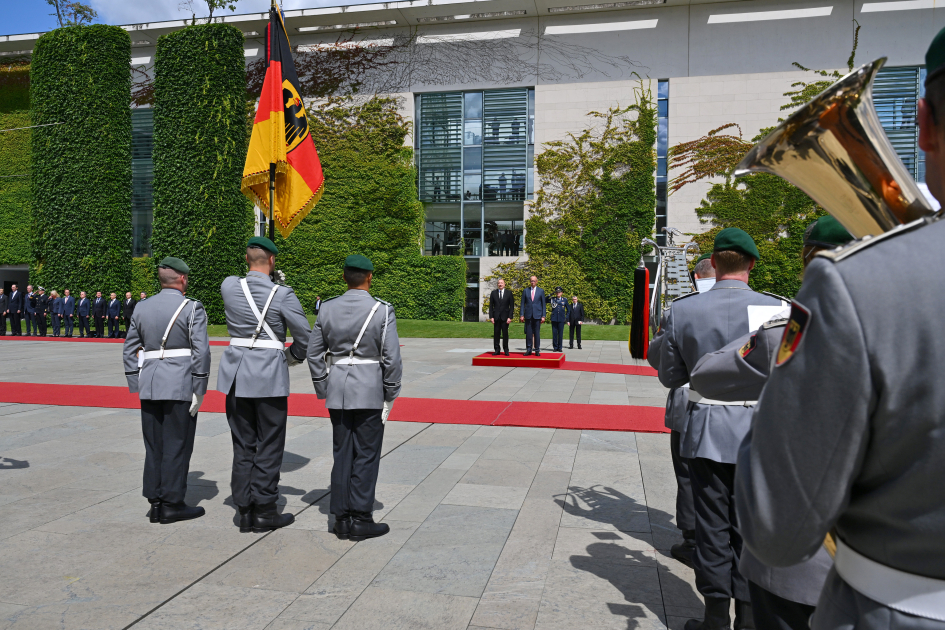 Berlin hosts official welcome ceremony for President Ilham Aliyev (PHOTO/VIDEO)