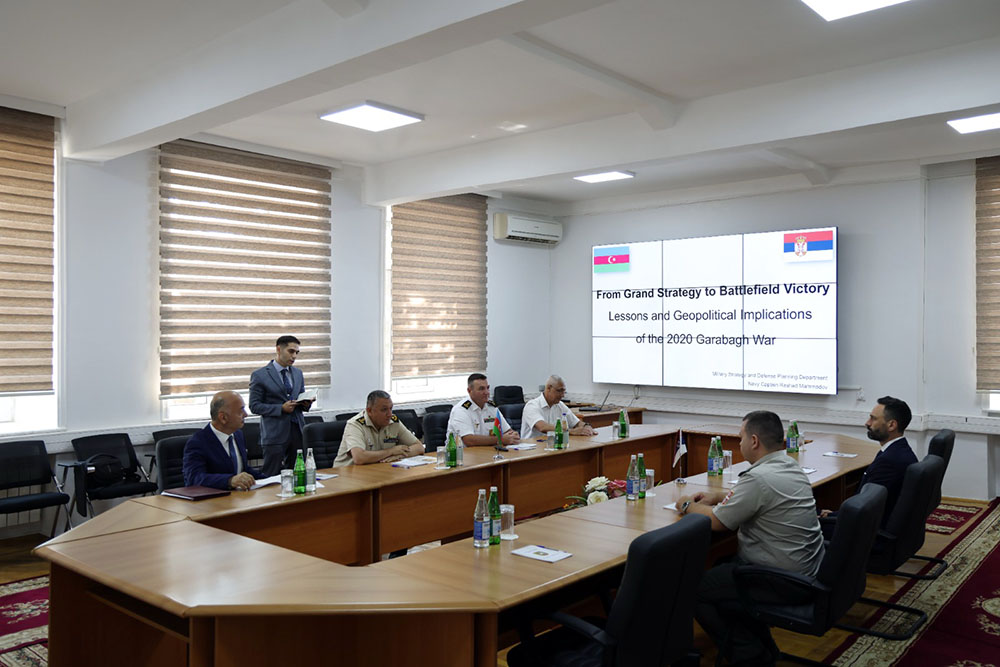 Azerbaijan and Serbia discuss cooperation in military education (PHOTO)