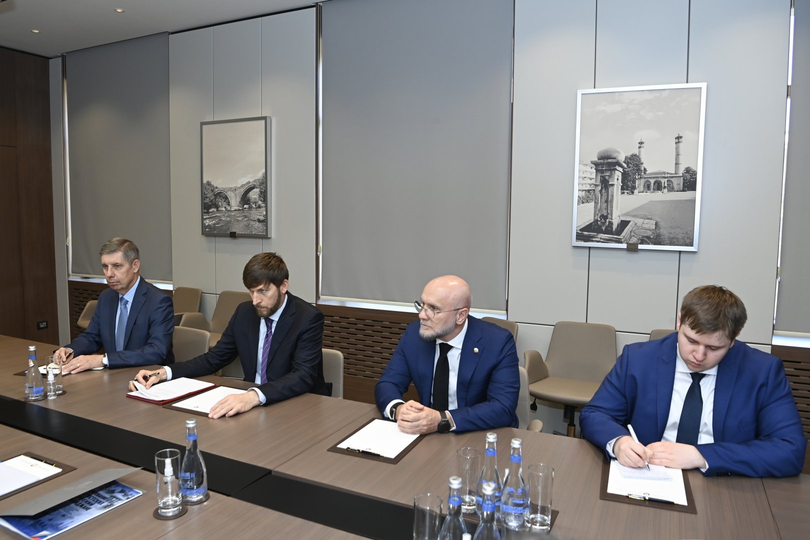 Azerbaijan and Russia discuss cooperation in fighting climate change (PHOTO)