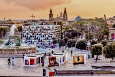 President of Malta visits Reza Deghati's photo exhibition on Khojaly genocide (PHOTO)