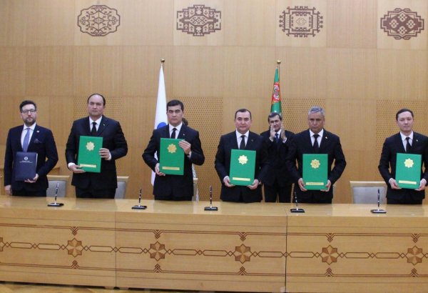 Turkmenistan, EBRD sign five cooperation memorandums