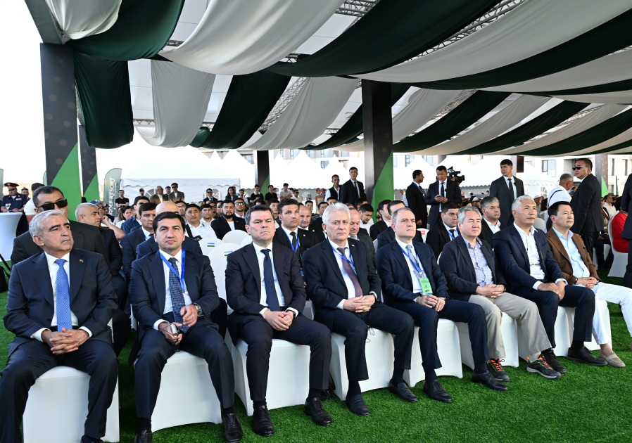 President Ilham Aliyev, alongside Presidents of Kyrgyzstan, Uzbekistan, and Tajikistan, attends inauguration of Golf Club in Cholpon-Ata (PHOTO)