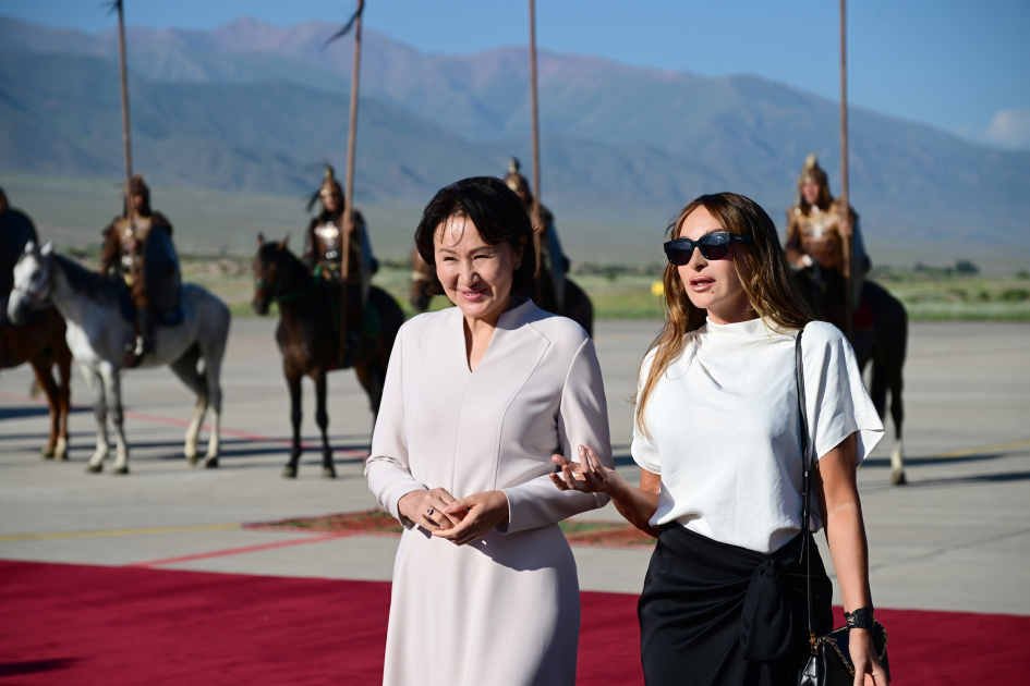 President Ilham Aliyev arrives in Kyrgyzstan for state visit (PHOTO/VIDEO)