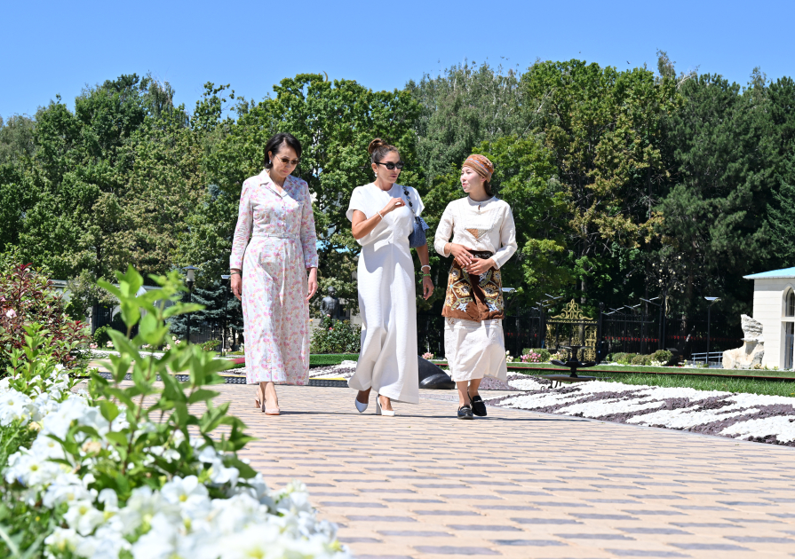 State banquet held in honor of President Ilham Aliyev and First Lady Mehriban Aliyeva in Cholpon-Ata (PHOTO/VIDEO)