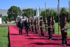Official welcoming ceremony held for President Ilham Aliyev in Cholpon-Ata (PHOTO/VIDEO)