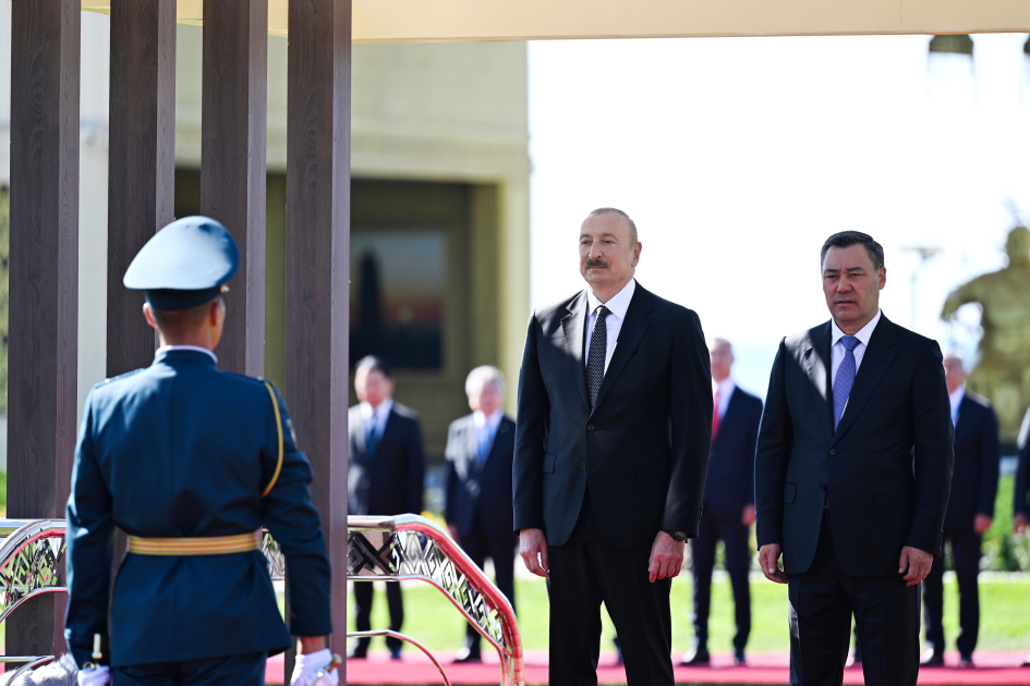 Official welcoming ceremony held for President Ilham Aliyev in Cholpon-Ata (PHOTO/VIDEO)