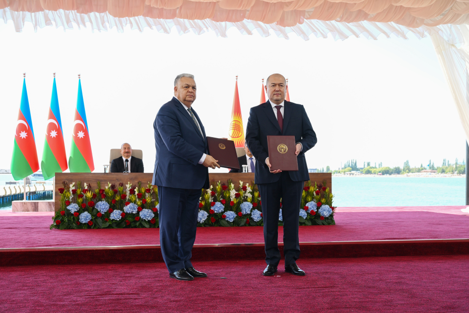 Azerbaijan and Kyrgyzstan exchanged documents signed (PHOTO/VIDEO)