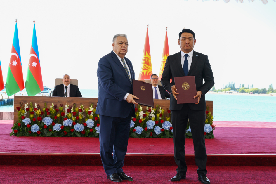 Azerbaijan and Kyrgyzstan exchanged documents signed (PHOTO/VIDEO)