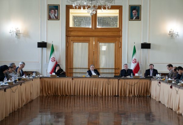 Iran reports intention to control Strait of Hormuz shipping with Oman
