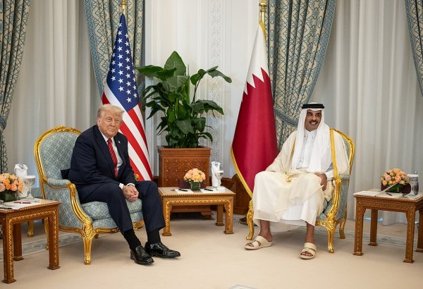 Emir of Qatar discusses situation around Iran with U.S President
