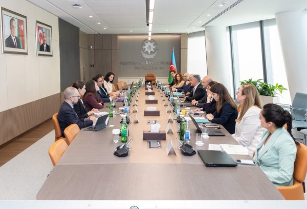 Azerbaijan's Central Bank holds talks with New York Fed on expanding ties