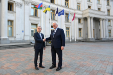 Azerbaijani, Ukrainian FMs discuss interstate strategic partnership (PHOTO)