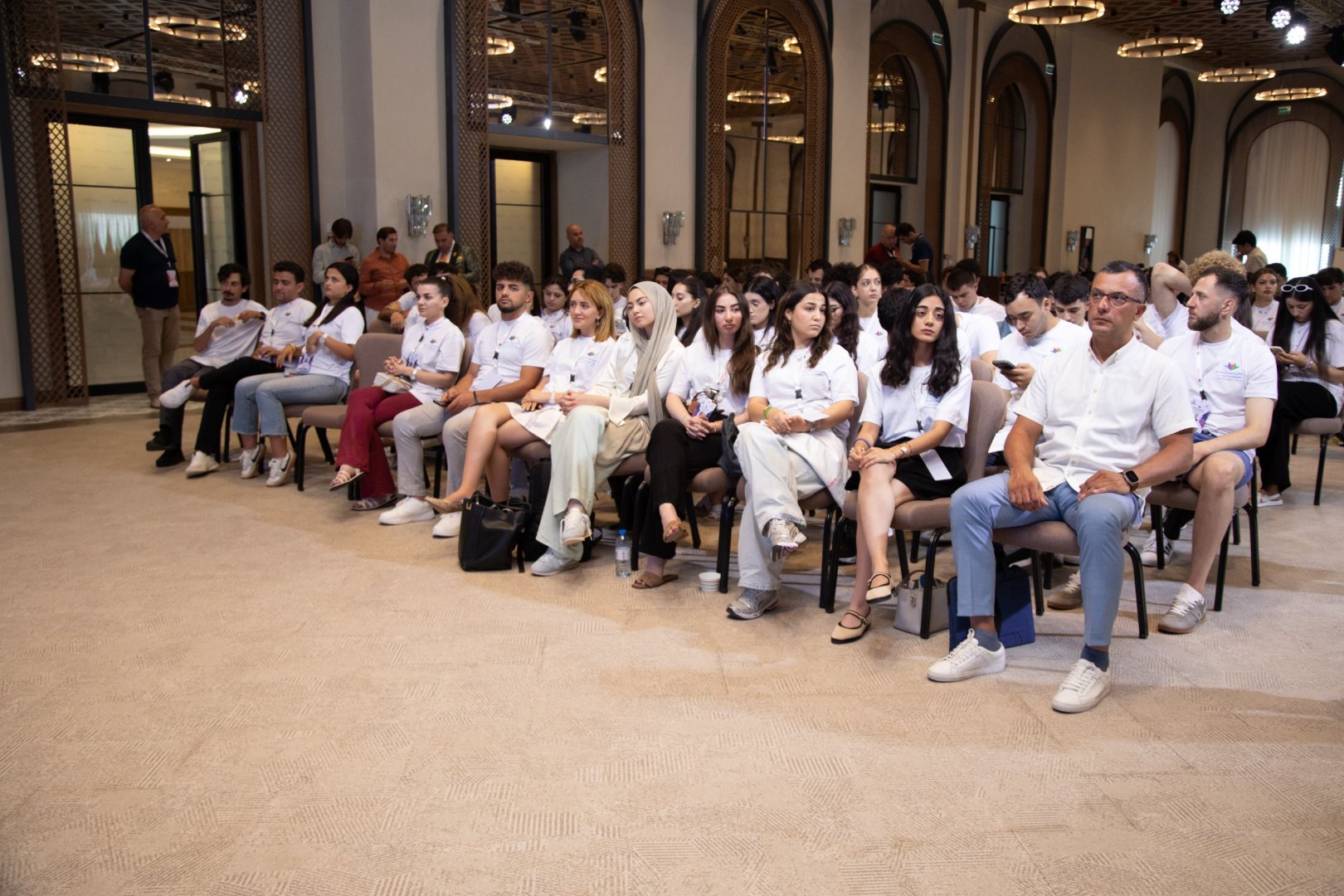 Azerbaijani diaspora youth introduced to Azerbaijan Houses around the world (PHOTO)