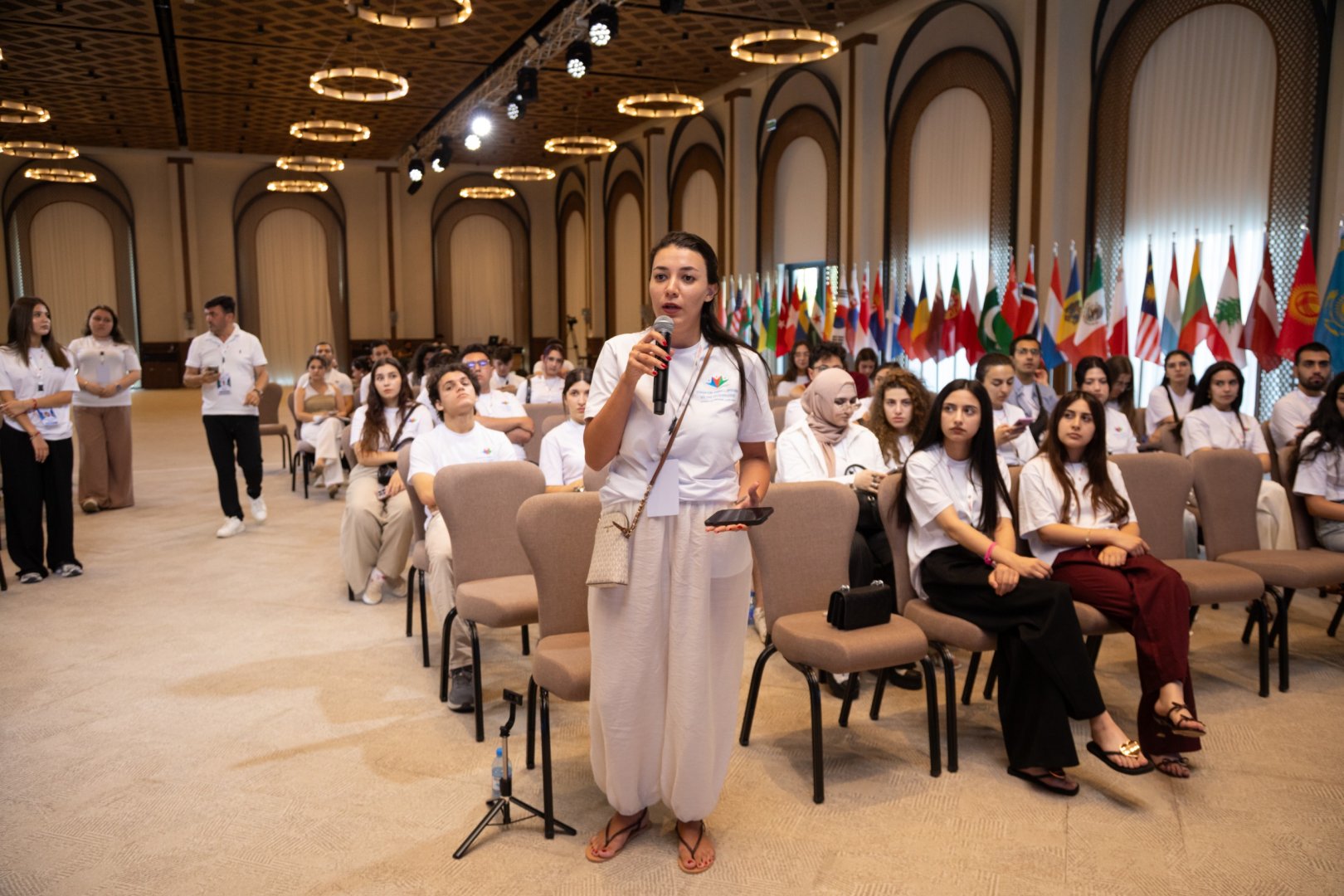 Azerbaijani diaspora youth introduced to Azerbaijan Houses around the world (PHOTO)