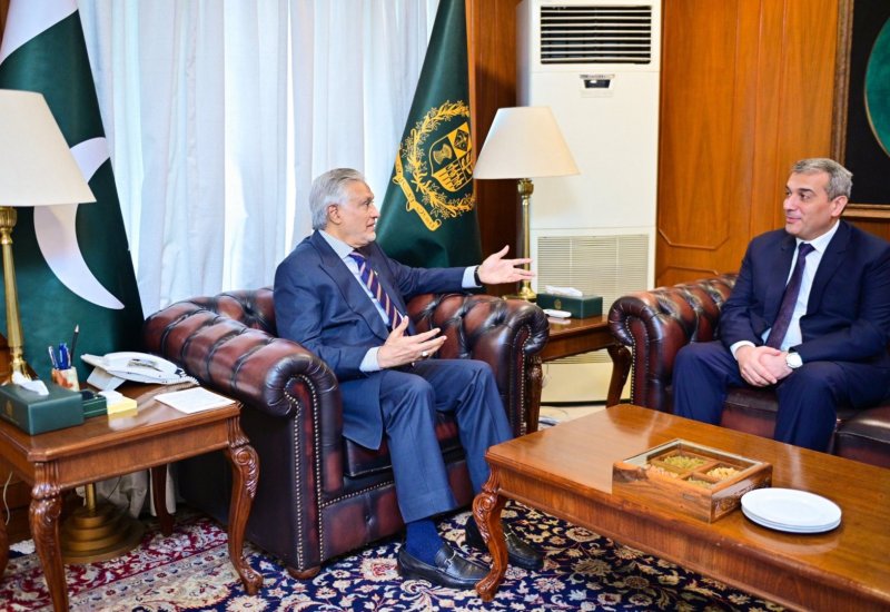 Pakistan praises Azerbaijani ambassador’s contribution to bilateral ties
