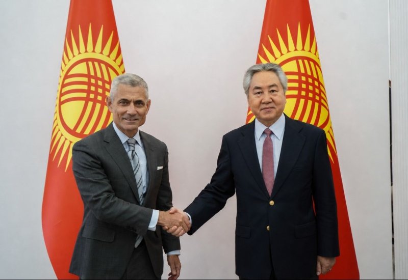 Kyrgyz foreign minister receives U.S. assistant secretary of state